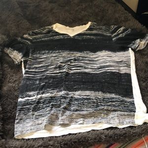 V neck tee (snug fit)